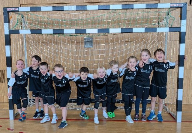 Handball: Erfolgreicher Spieltag für die Mini 3 - Zu Gast beim DJK-SV Berg