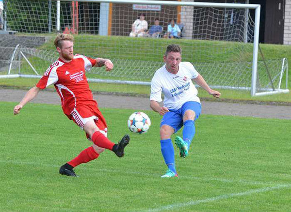 TSV 04 Feucht - TSV Wolfstein 2:3 (0:2)