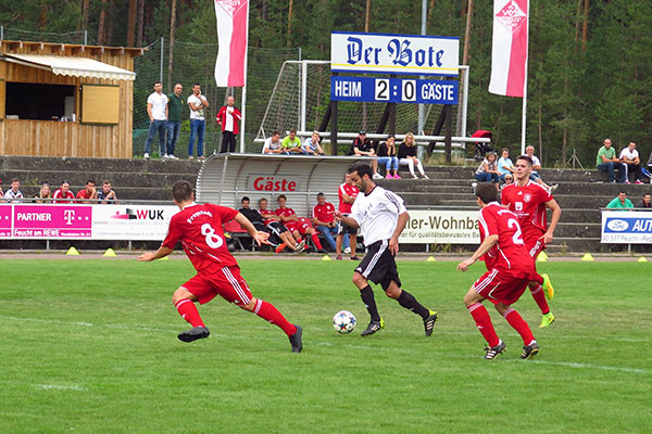 TSV 04 Feucht - TSV Freystadt 2:3 (2:0)