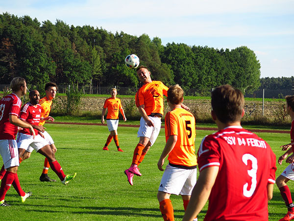 SC Großschwarzenlohe - TSV 04 Feucht 2:1 (1:1)