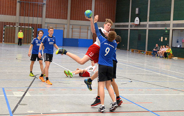 MTV Stadeln - TSV 04 Feucht 37:37 (18:18)