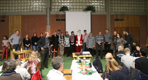 Gelungene Weihnachtsfeier der TSV-Handballer mit 170 Gästen in der Karl-Schoderer-Sporthalle