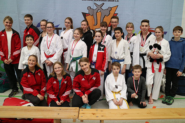 Taekwondo Altdorf und Feucht holt sich den Mannschaftspokal!