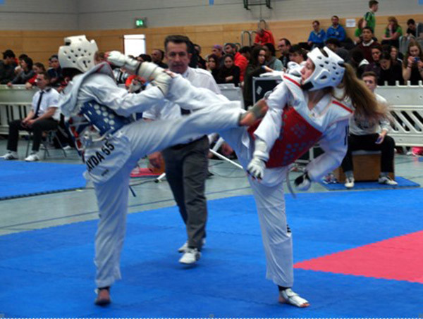 Die guten Leistungen der Taekwondo-Kämpfer des TSV04 Feucht wurden beim internationalen Bayernpokal belohnt