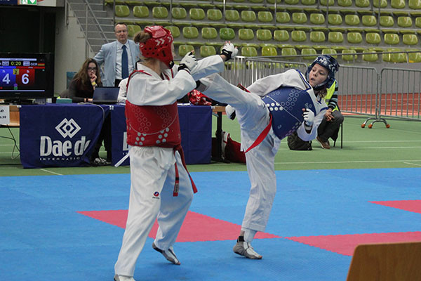 Mit der Silbermedaille von Luisa Held beim internationalen Ranglistenturnier „Park Pokal“ rundet das Taekwondo-Team des TSV 04 Feucht eine tolle Saison ab