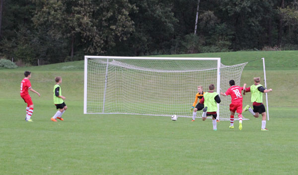 C1 gewinnt Duell der Aufsteiger 7:1