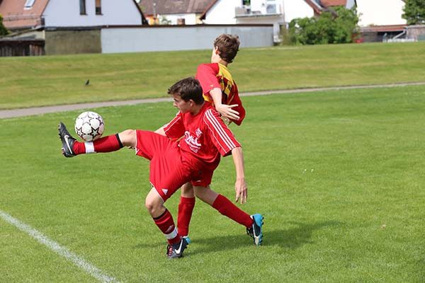 TSV 04 Feucht - (SG) DJK-Oberwiesenacker 3:5 (3:1)