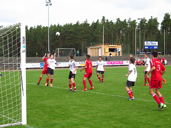 TSV 04 Feucht - JFG Franken Jura II 2:2 (2:1)